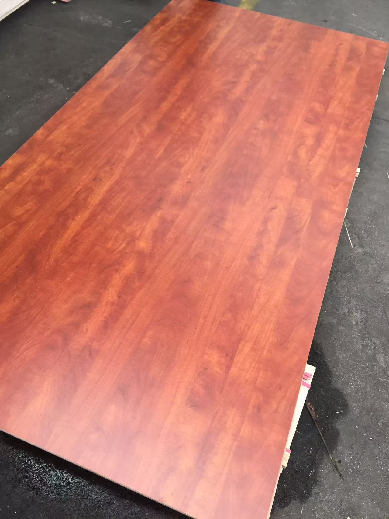 AADB71C0-2C6E-4DD9-B438-8BBD9432D4E5